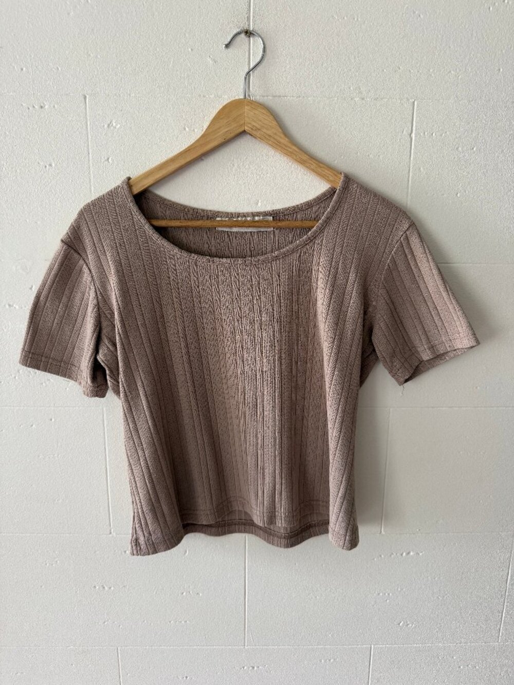 90s Pointelle Knit Round Neck Ribbed Beige T-Shirt Medium